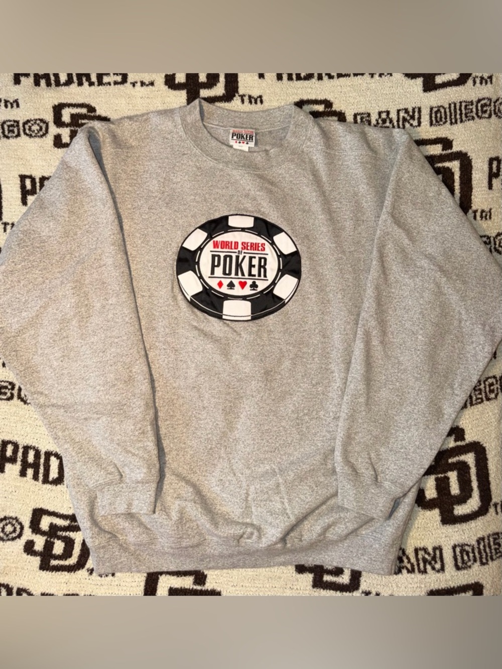 World Series Poker Grey Crewneck Sweatshirt Mens Large Preowned Great Condition